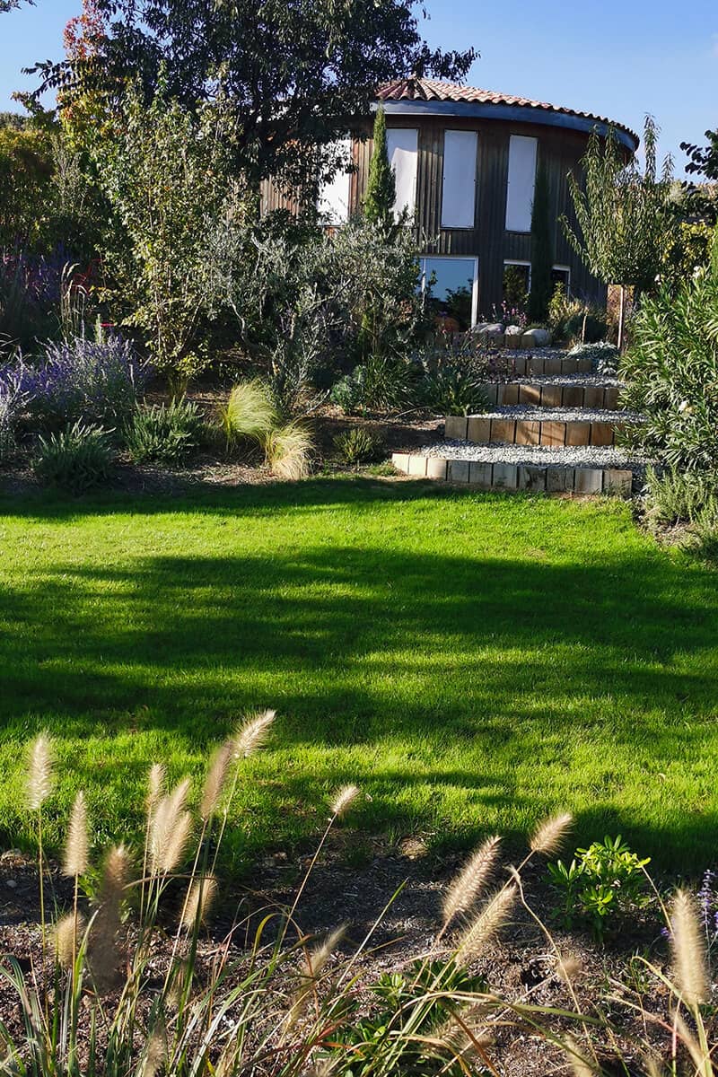 Paysagiste Aménagement Jardin Tout en Rondeur Avignon Châteaurenard Saint Remy Provence